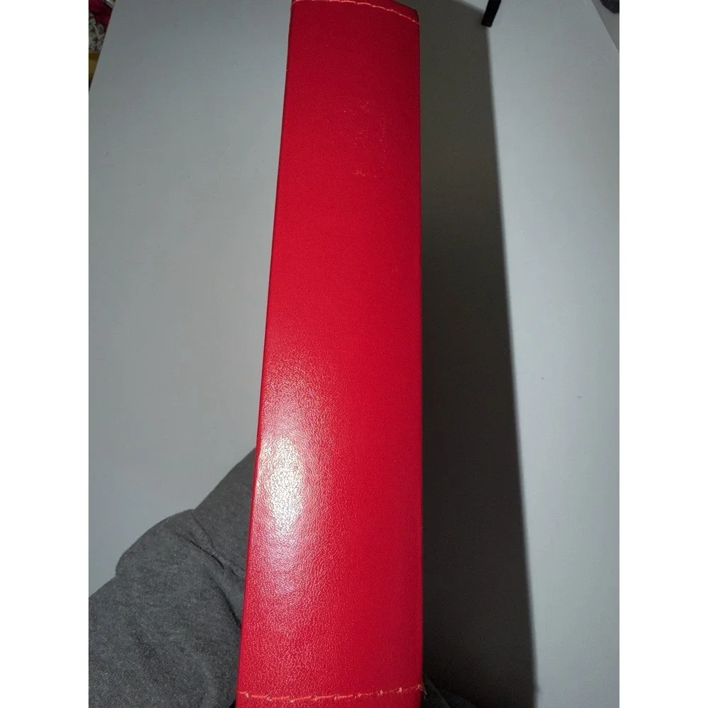 200-Pocket Sewn Leatherette Frame Cover Photo Album, 4 by 6-Inch, Red